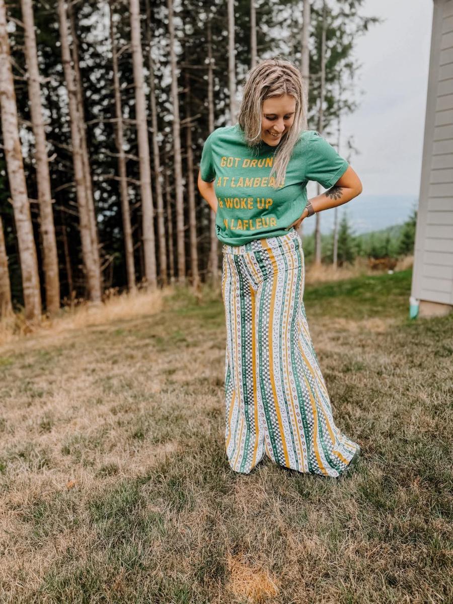 Adult wide leg/flares, photo 1 of 5